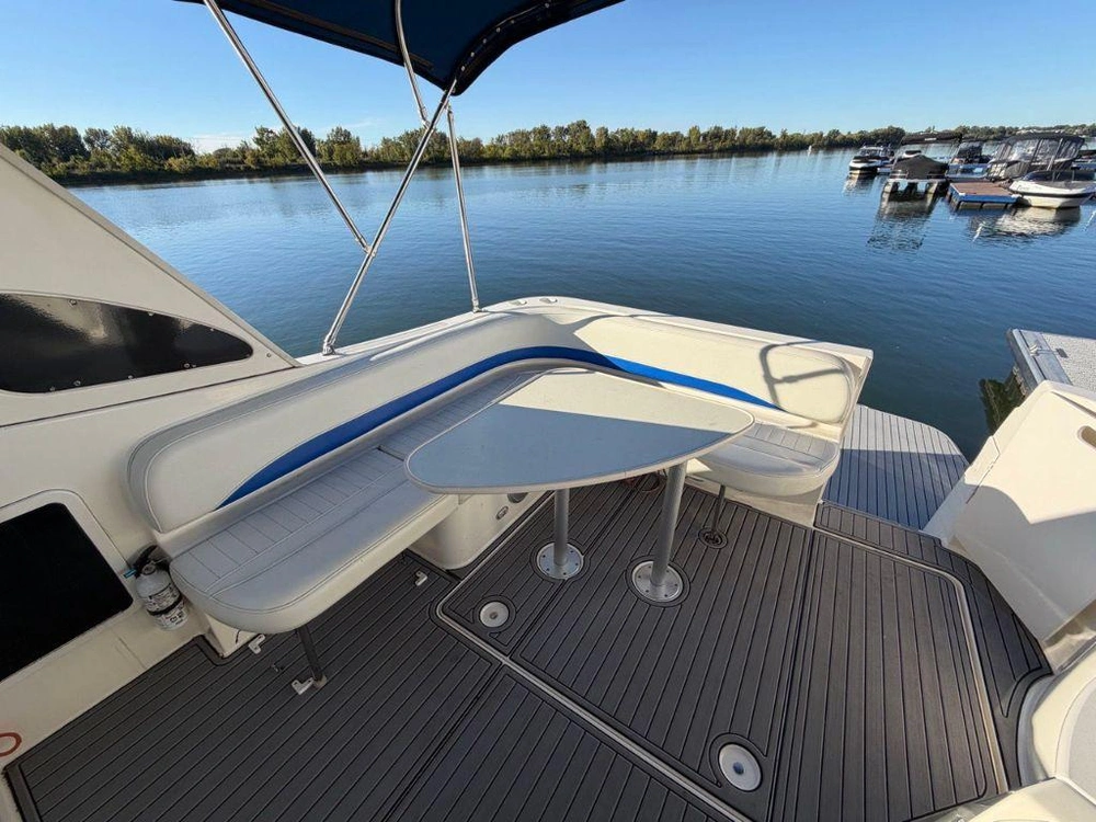 2007 Bayliner 325 Sb