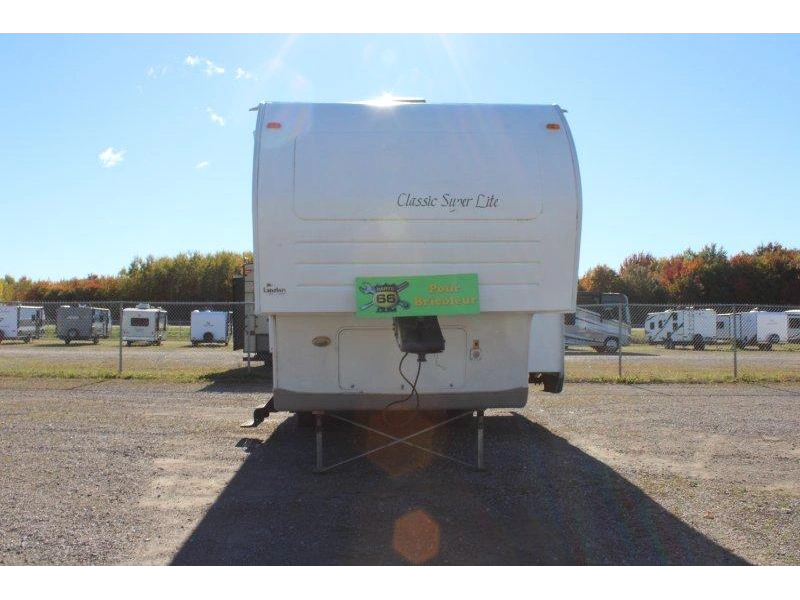 2009 Forest River Flagstaff 8528bhss alt
