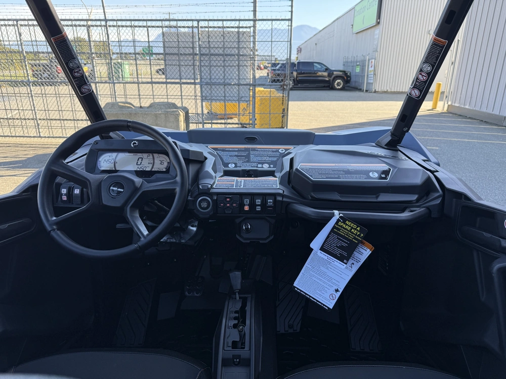 2027 Can-am Commander Xt-p 1000r alt