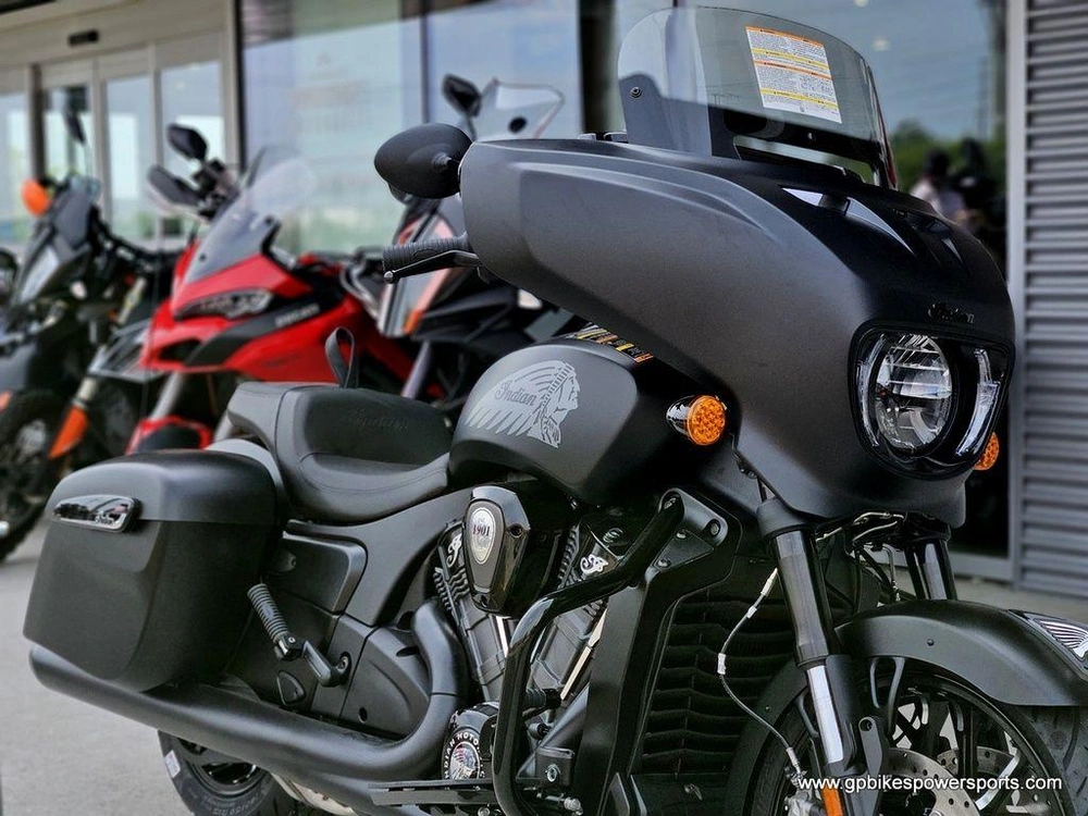 2026 Indian Motorcycle Chieftain® Powerplus Dark Horse® Black Smoke