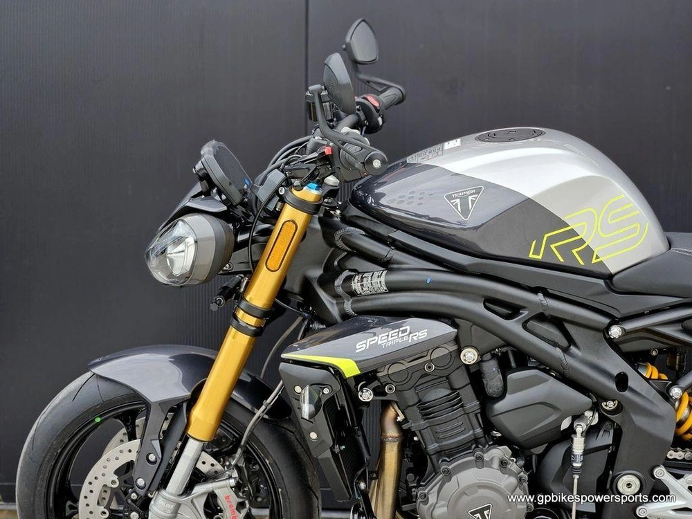 2026 Triumph Speed Triple 1200 Rs Granite/triumph Racing Yellow