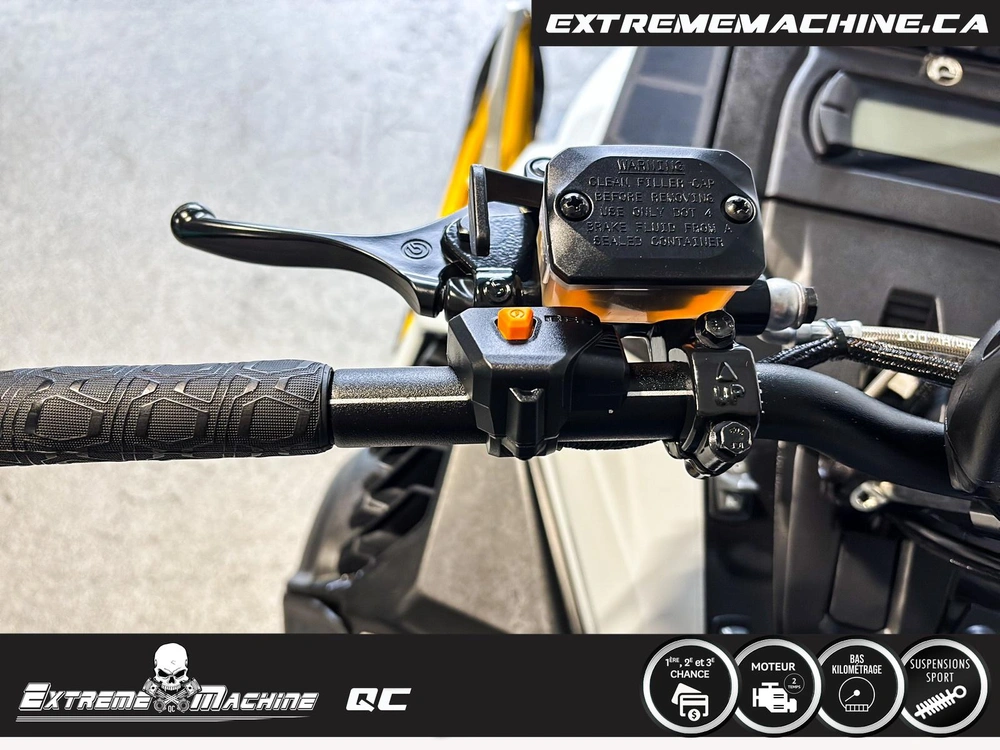 Skidoo Summit® Edge® 850 E-tec 165'' Seulement 935km - Impeccable!!! 2023