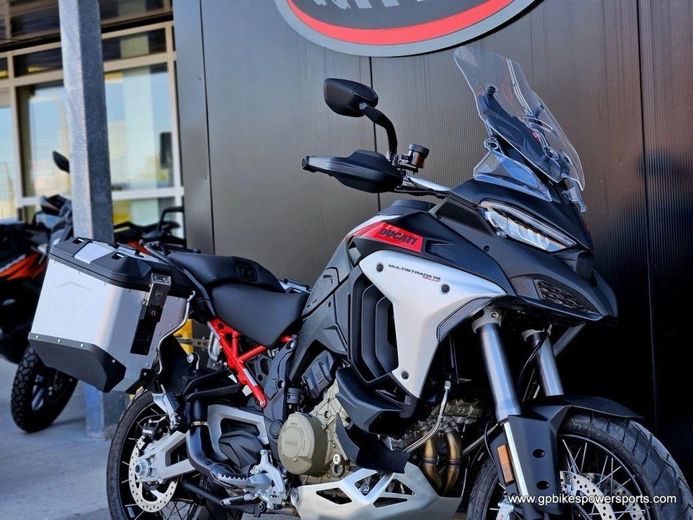 2025 Ducati Multistrada V4 Rally Travel & Radar Spoked Demo