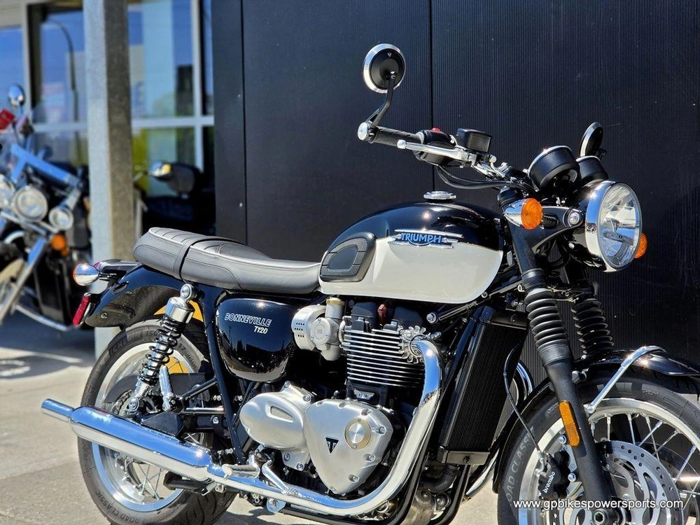 2024 Triumph Bonneville T120 Jet Black/fusion White