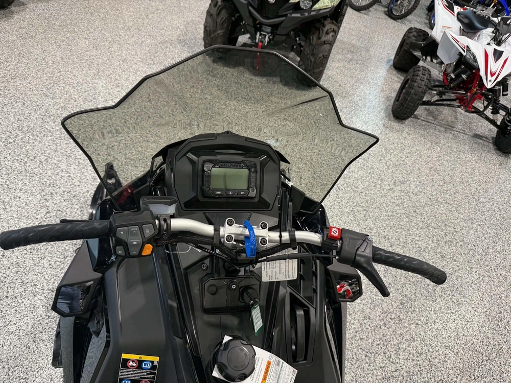 2027 Polaris Voyageur Adventure Ultimate alt