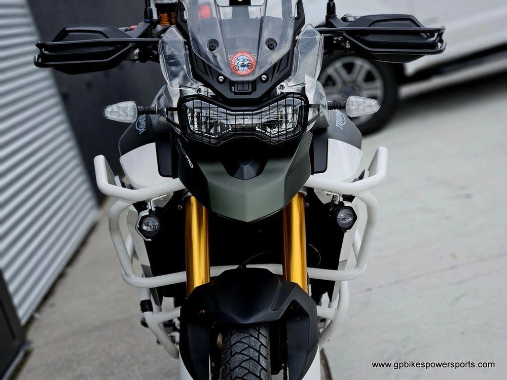 2023 Triumph Tiger 900 Rally Pro Matte Khaki Green