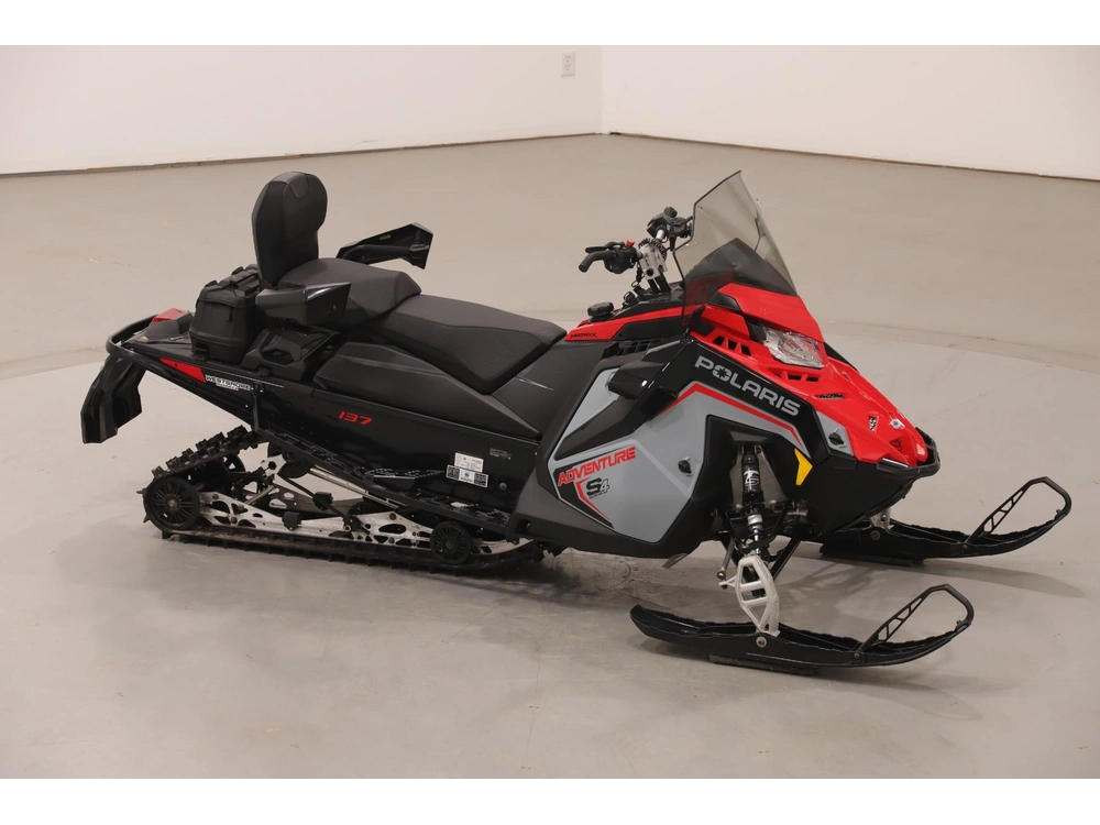 2025 Polaris Prostar S4 Indy Adventure 137 alt