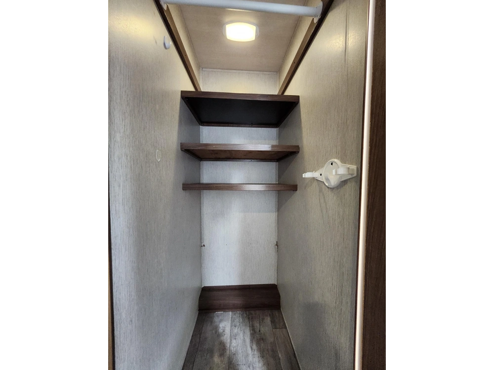 Heartland Rv Pioneer 271 Rb 2018