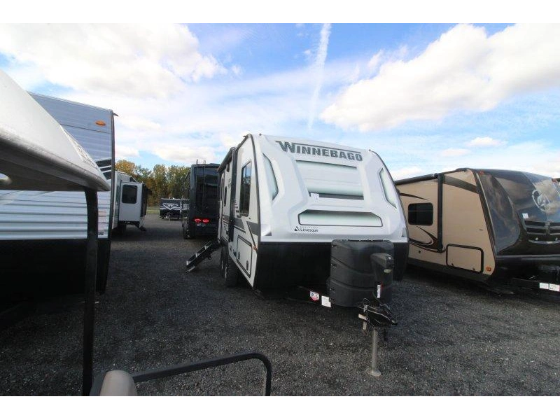 2023 Winnebago Minnie 1808fb