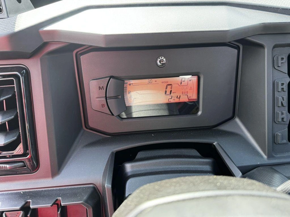 2026 Can-am Defender Xt Cab Hd11