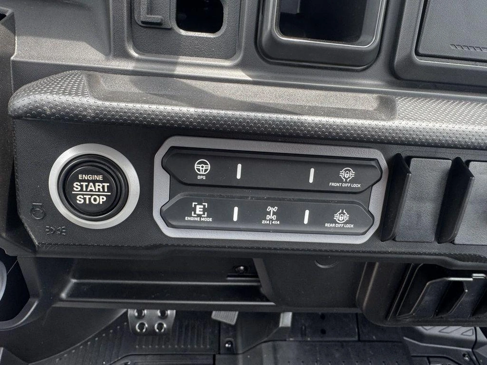 2026 Can-am Defender Xt Hd11