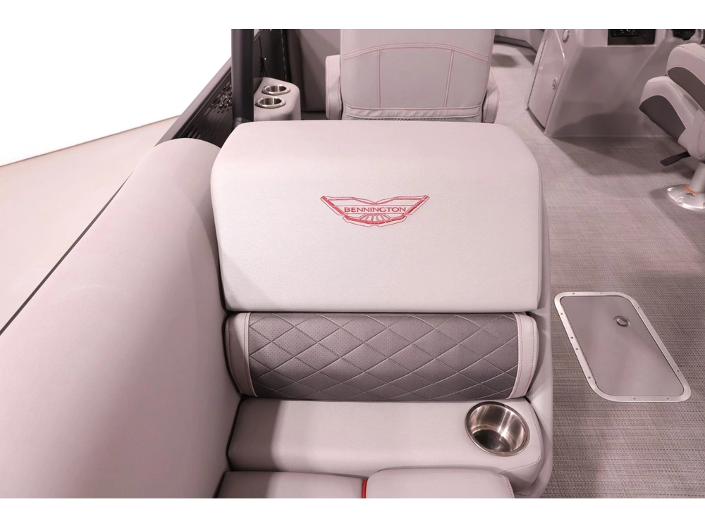2024 Other 26l Stern Radius Top Deck With Slide alt