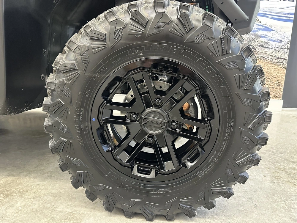 2027 Can-am Defender Limited Cab Hd11