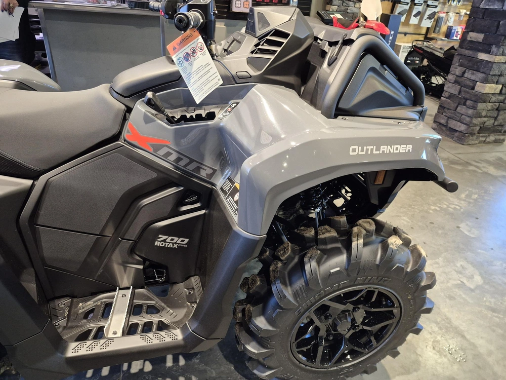 2027 Can-am Outlander Xmr 700 Granite Grey