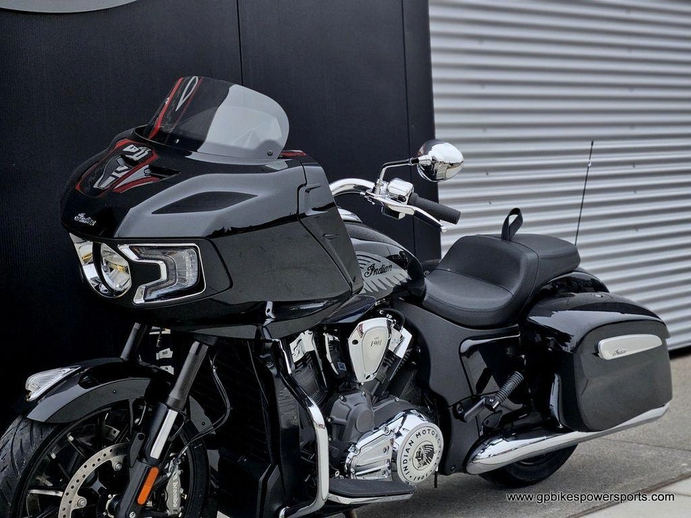 2026 Indian Motorcycle Challenger® Limited Black Metallic