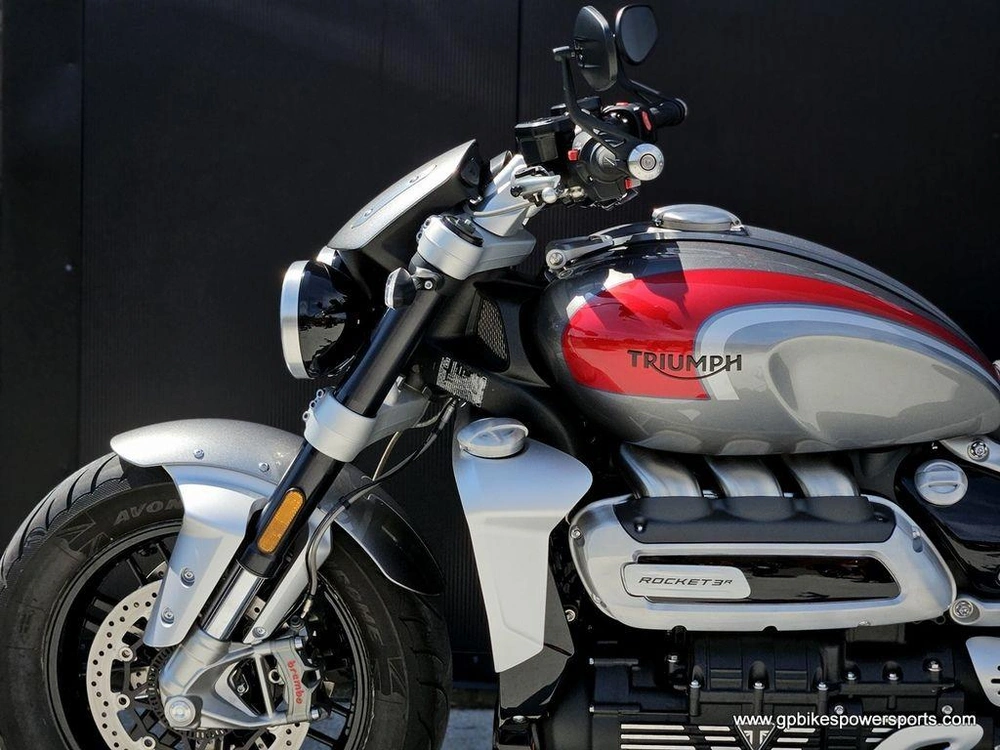 2023 Triumph Rocket 3 R Silver Ice Cranberry Red