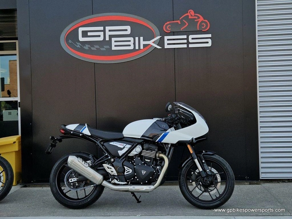 2026 Triumph Thruxton 400 White/grey