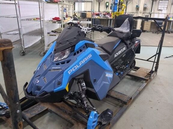 2024 Polaris 650 Indy Adventure 137 alt