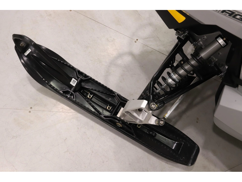 2026 Polaris Indy 550 Voyageur Lxt Es Northstar alt