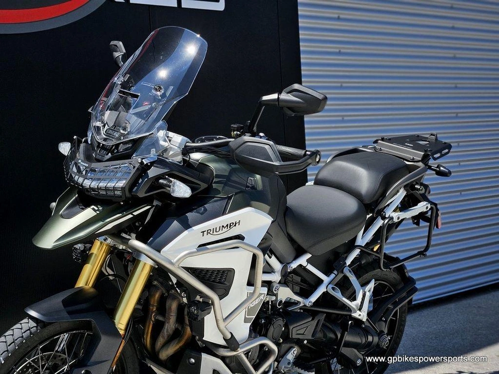 2023 Triumph Tiger 1200 Rally Explorer Matte Khaki Green