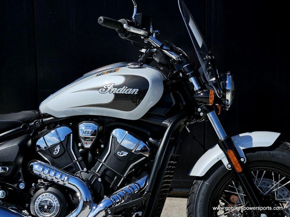 2026 Indian Motorcycle Super Scout® Ghost White Metallic