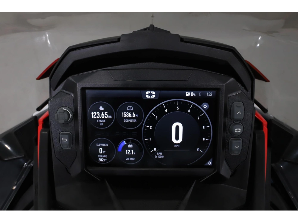 2024 Polaris S4 Voyageur 146 - 7s Touchscreen Gps alt