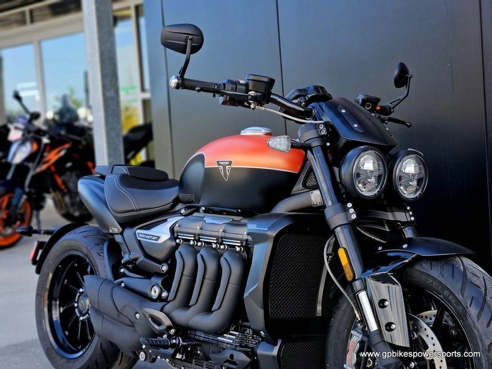 2026 Triumph Rocket 3 Storm R Satin Baja Orange/matte Sapphire Black