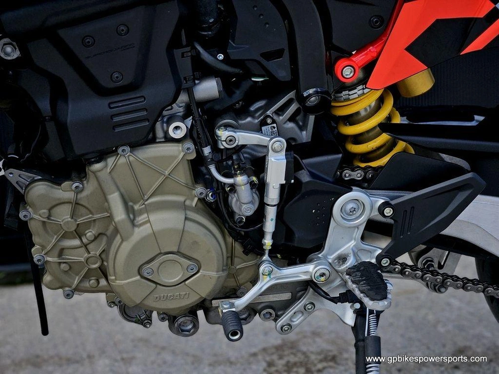 2025 Ducati Hypermotard 698 Mono Rve Graffiti