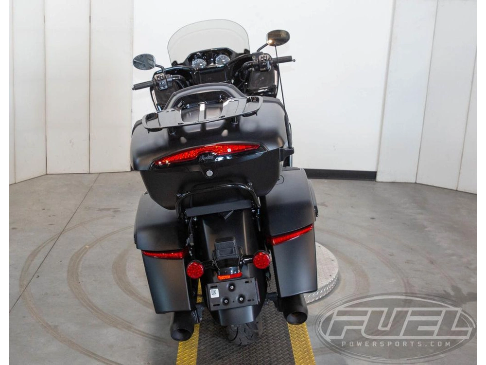 2025 Indian Motorcycle Pursuit® Dark Horse® 112 W/powerband Audio Black Smoke alt