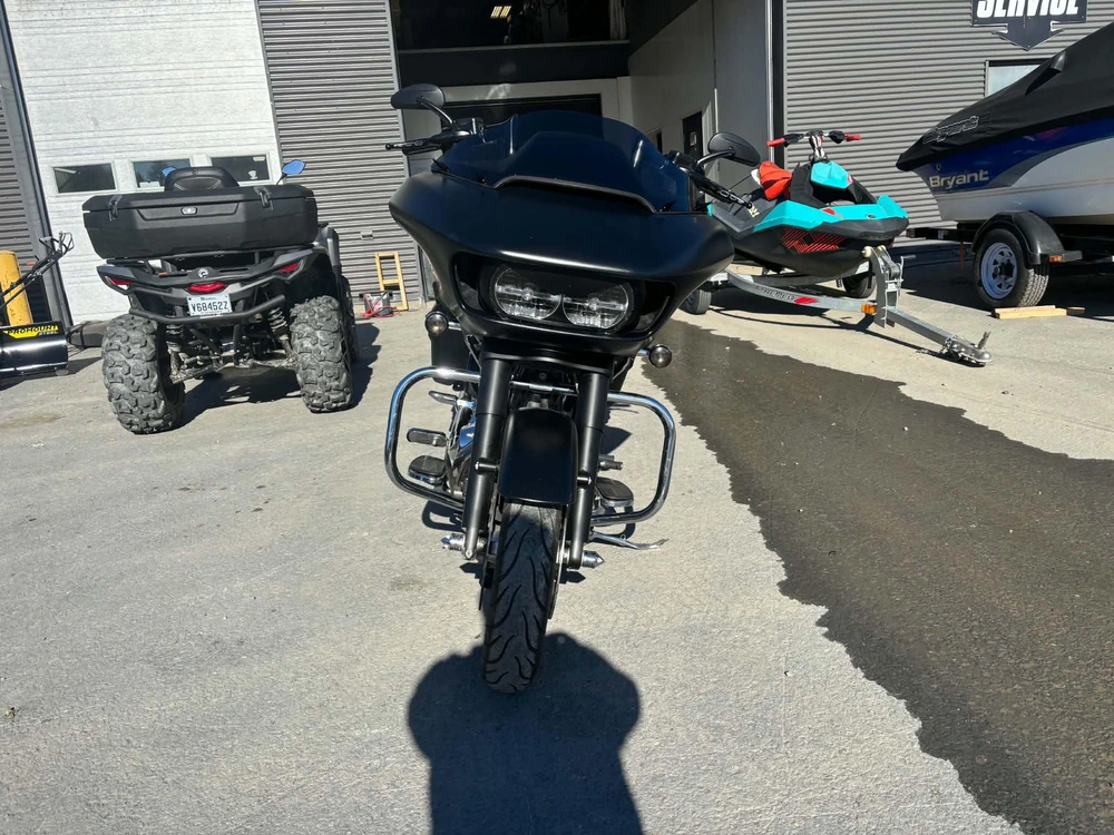 Harley-davidson Road Glide 107 2018 alt
