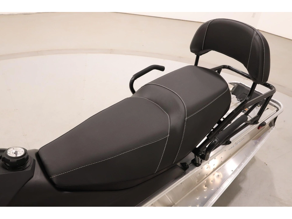 2026 Polaris Indy 550 Voyageur Lxt Es Northstar alt