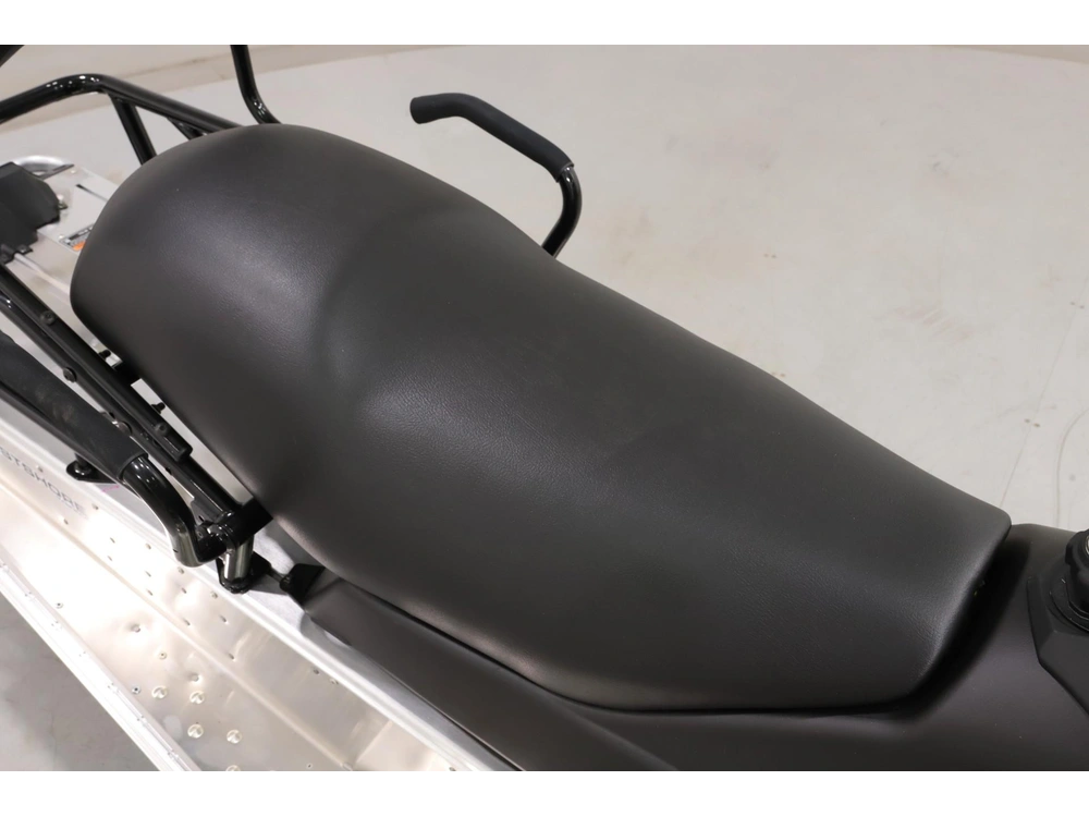 2025 Polaris 550 Voyageur Lxt 144 alt