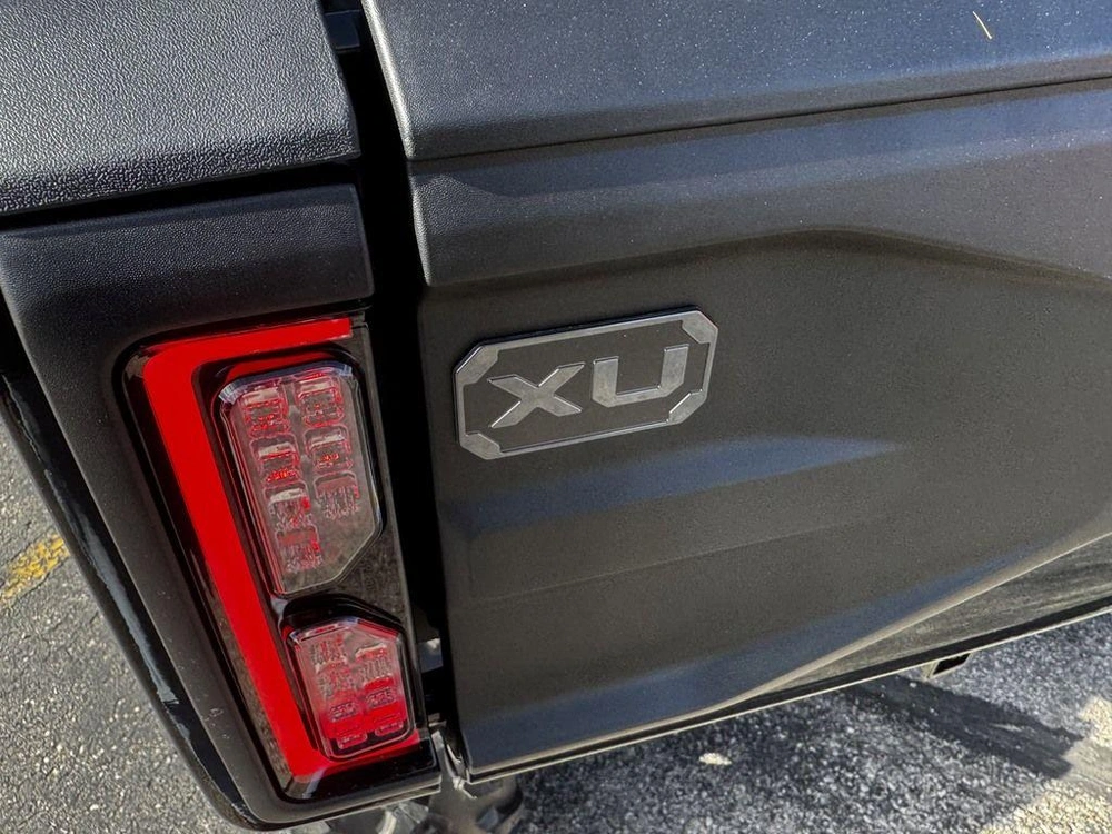 2027 Can-am Defender Xu Xt Cab Hd10