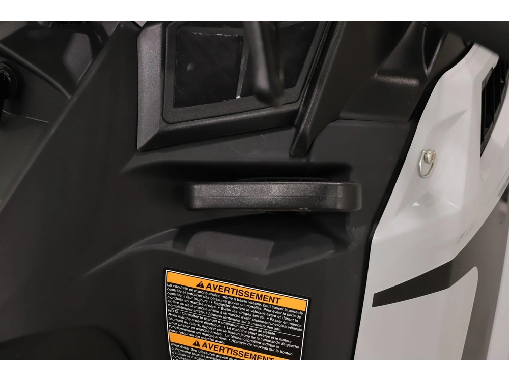2025 Polaris 550 Voyageur Lxt 144 alt
