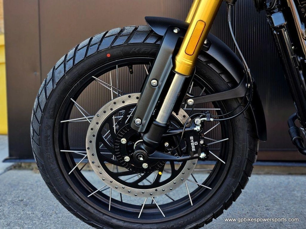 2026 Triumph Scrambler 400 Xc Vanilla White