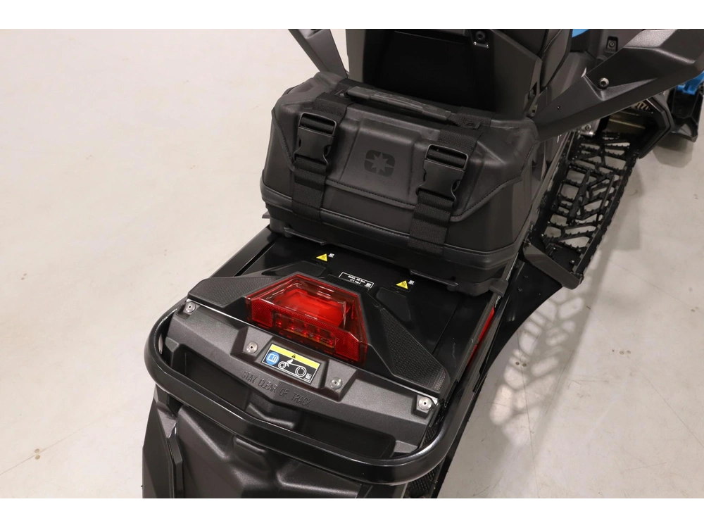2024 Polaris 650 Indy Adventure 137 - Only 7 Miles alt
