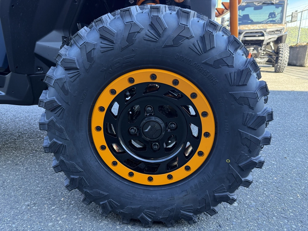 2027 Can-am Commander Xt-p 1000r alt