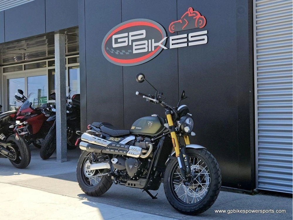 2026 Triumph Scrambler 900 Matt Khaki Green