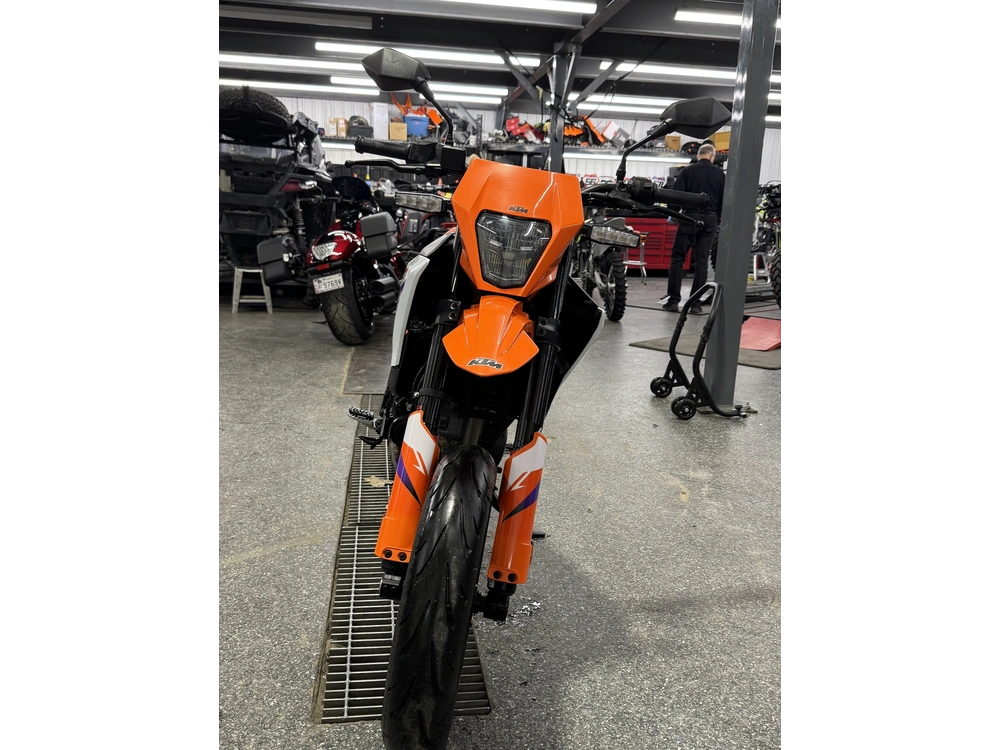 2025 Ktm 390 Smc R