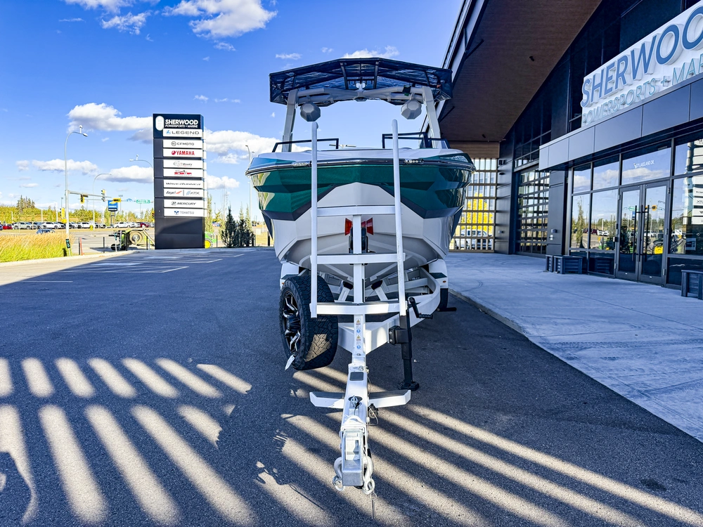 2027 Tige Boats Z3 alt
