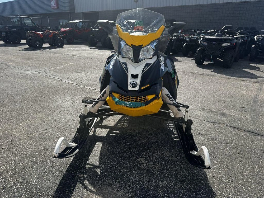 2017 Ski-doo Mxz® Blizzard Rotax® 900 Ace Ice Ripper Xt 1.25 Rev-xs