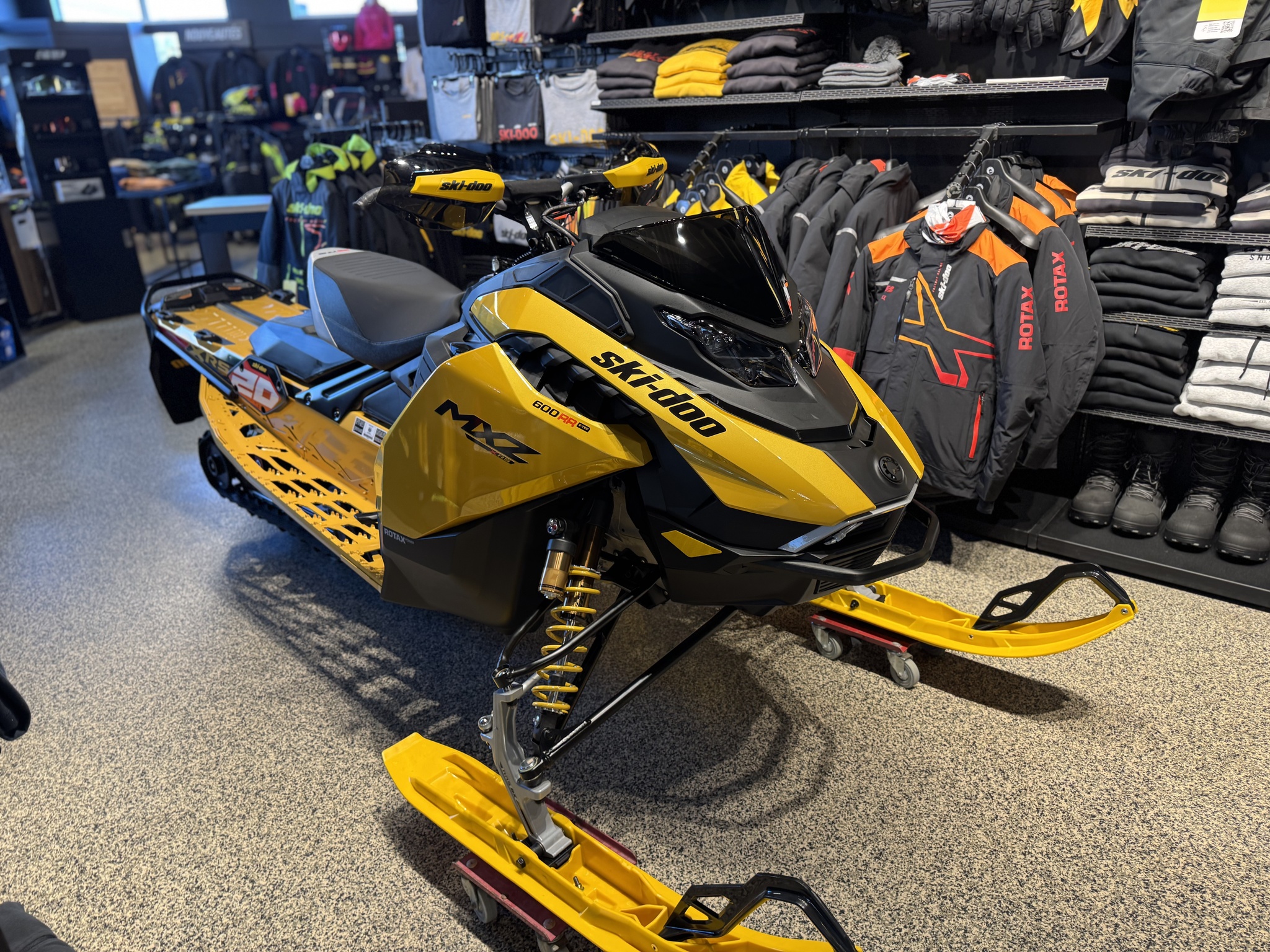 2027 Ski-Doo MXZ XRS COMPÉTITION 600RR