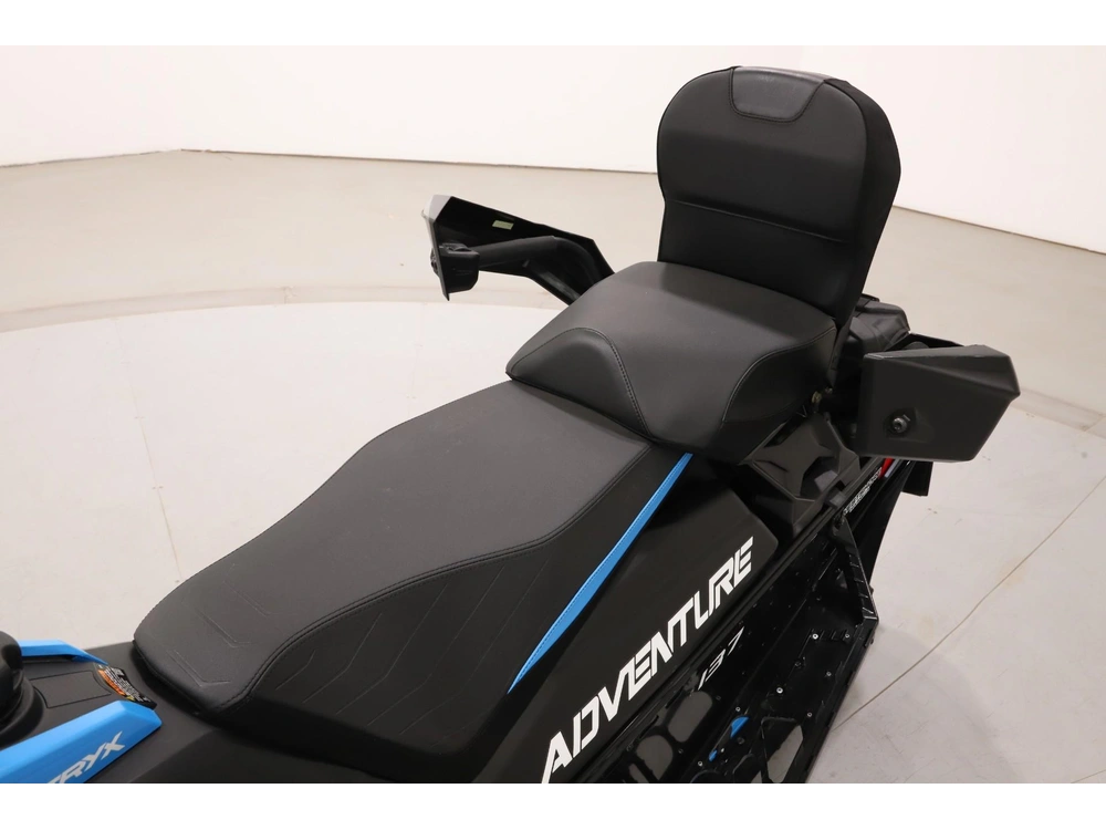2024 Polaris 650 Indy Adventure 137 - Only 7 Miles alt