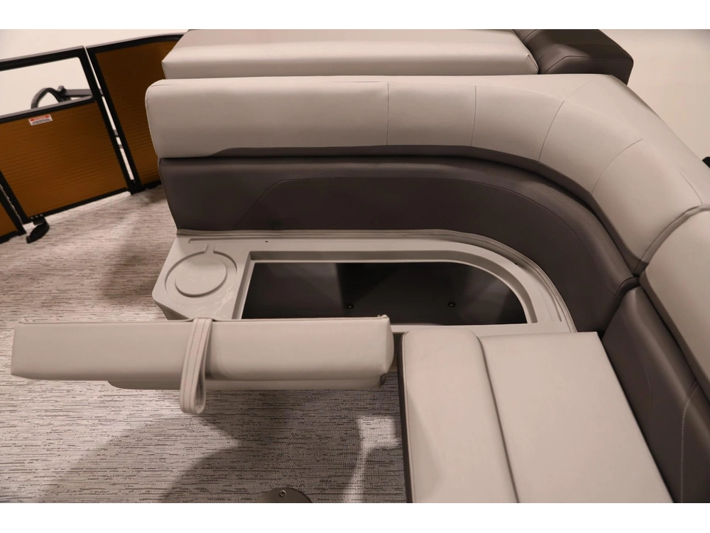 2025 Other 22 Sxlse Cruise Pontoon W/ 90hp Yamaha alt