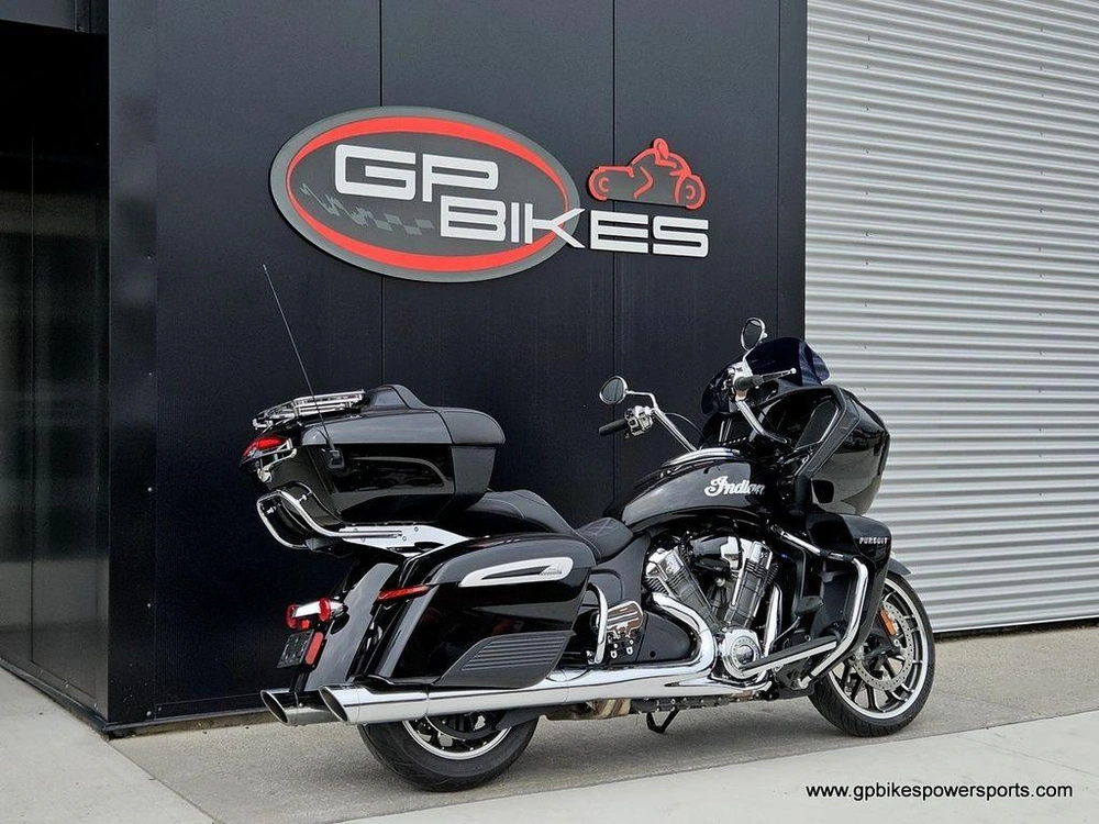 2022 Indian Motorcycle Pursuit Limited With Premium Package Black Metallic