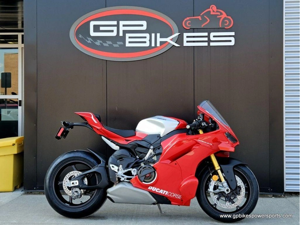 2026 Ducati Panigale V4 R