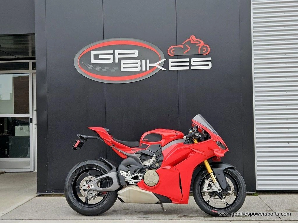 2025 Ducati Panigale V4 S Ducati Red