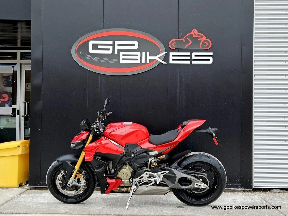 2026 Ducati Streetfighter V4 S