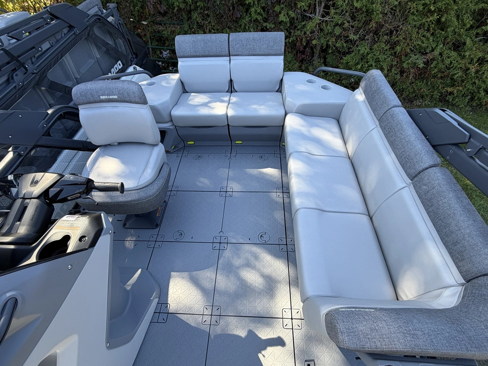 Sea-doo Switch Sport 18' 300hp 2026 alt