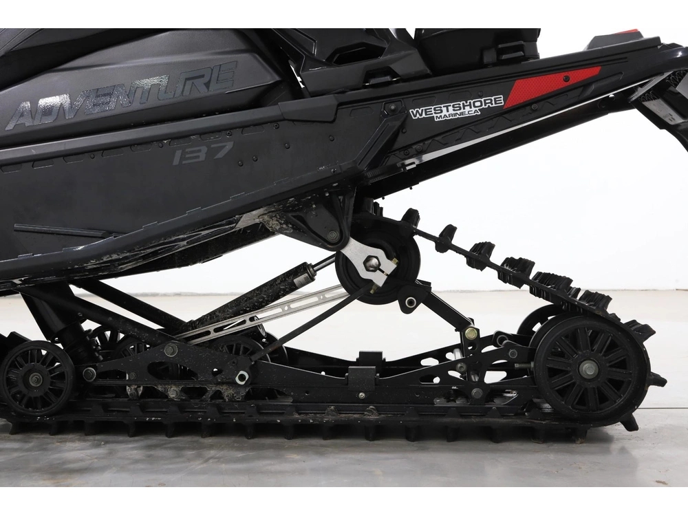2024 Polaris Prostar S4 Indy Adventure 137 alt